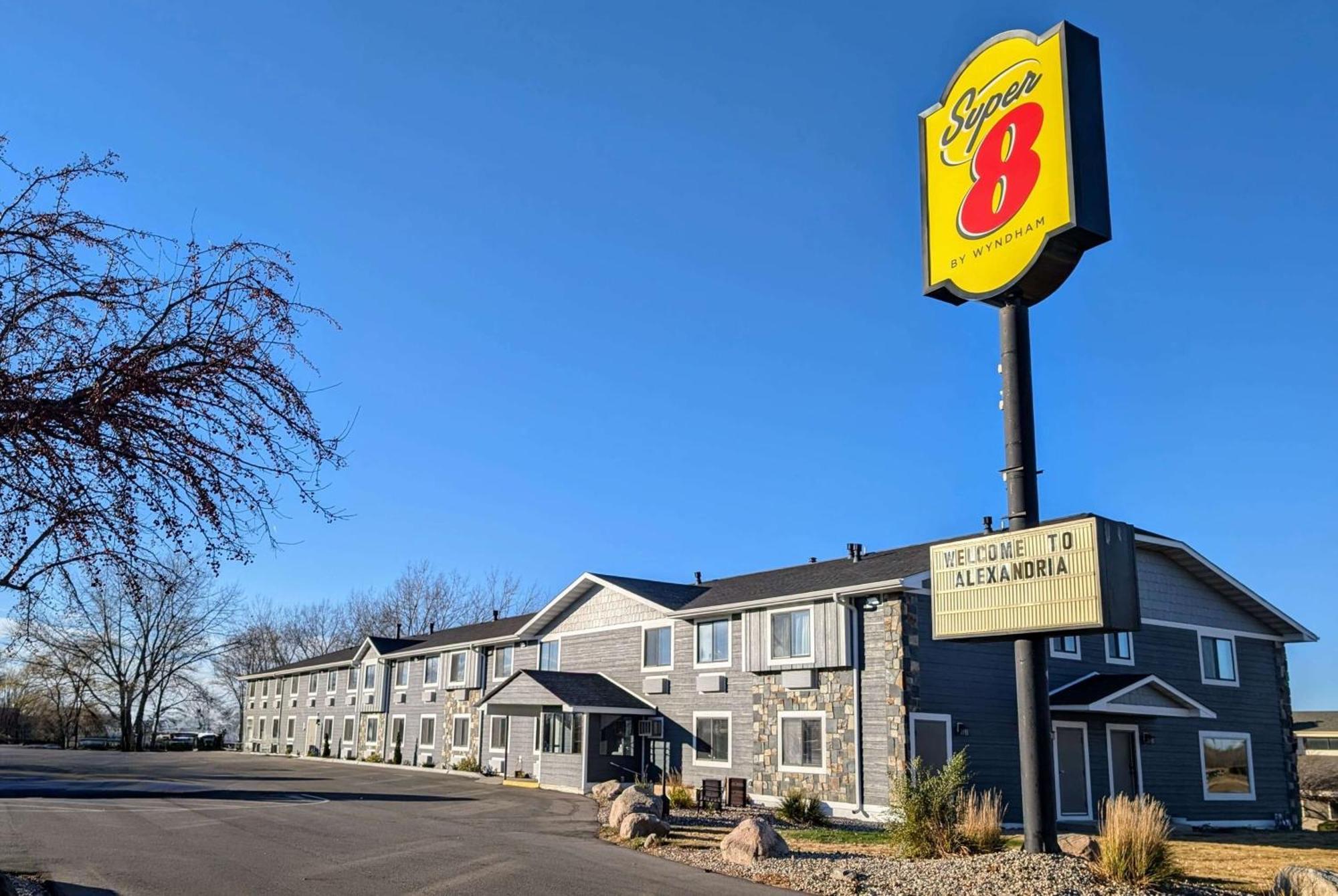 Super 8 By Wyndham Alexandria Mn Motel Kültér fotó
